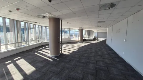 102 Rivonia Road, Sandton has an Office Space Available To Let on the 8th Floor (11)